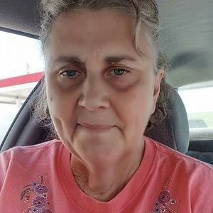 Meet your Posher, Tina